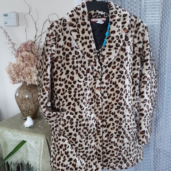 Tudor Court Jackets & Blazers - ❄ SALE! 50% off....Gorgeous faux fur coat